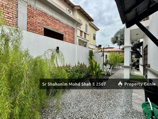 2 Storey Semi D Taman Ixora Salak Tinggi, Sepang