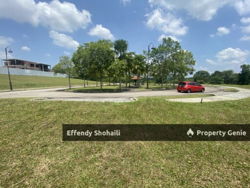 PUTRAJAYA PRESINT 11 BUNGALOW LOT