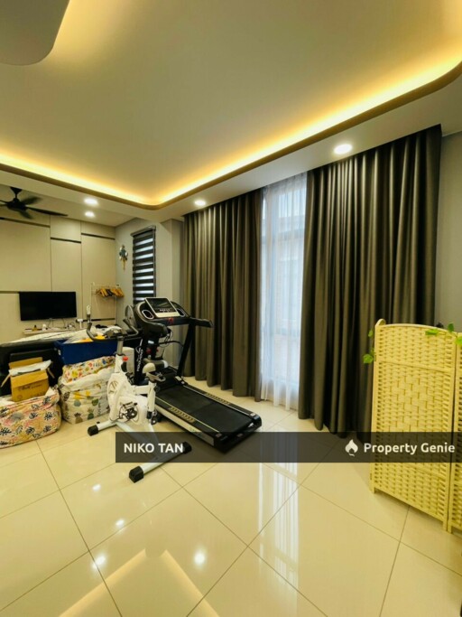 Bandar Cemerlang 3 Storey Cluster With Renovated & Extended Kitchen