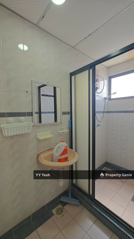 Straits Court Condo 3R Unit｜LVL 5