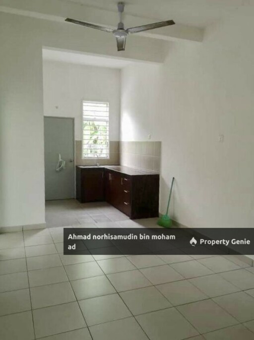 Teres Satu Tingkat,Jalan Merbuk , Taman Bentara, Teluk Panglima Garang, Selangor.