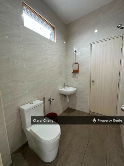 Taman Kluang Perdana Double Storey Endlot Terrace House for Sale