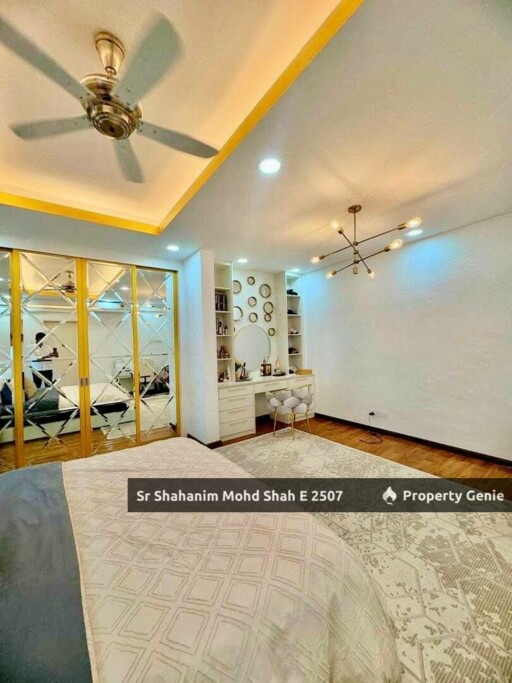 2.5 Storey Bungalow Laman Puteri Sikamat Negeri Sembilan