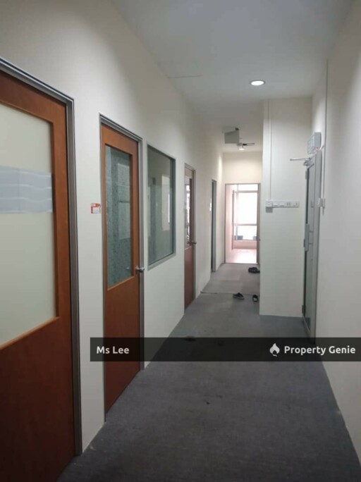 Office Room 3 RM460-Pusat Perdagangan Kuchai @ Kuchai Lama-Ready 15/11