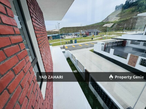 Elmina Green 7, Shah Alam | 2-Storey Terrace 5 Bedrooms | RM1.5M - Endlot, Brand New, Extra Land Back and Side
