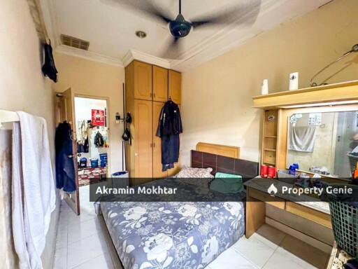 FACING OPEN! Double Storey Terrace Seksyen 9 Shah Alam