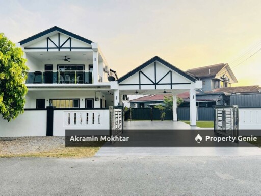 FACING OPEN, CORNER LOT, FULLY FURNISHED & FULLY RENOVATED | Double Storey Jalan Platinum Seksyen 7, Shah Alam