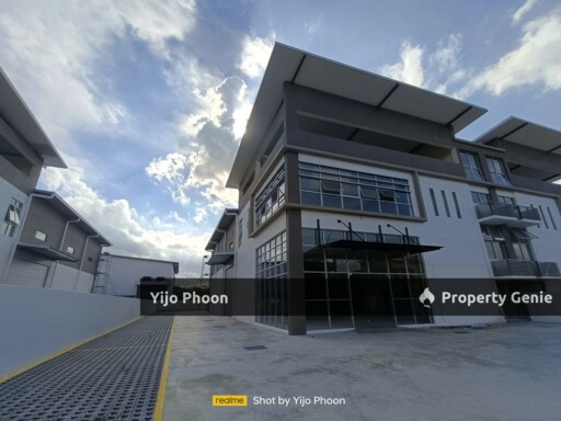Industrial Space Rawang Suitable Warehouse or Production Easy Access