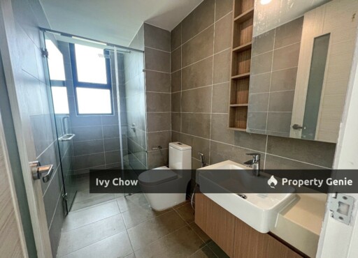 Medini Apartment  Dual Key Unit For Sale