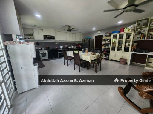 FULLY RENOVATED SEMI D CORNER LOT TAMAN PALMA