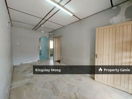 Bercham Taman Mewah Single Storey Terrace House Facing North Near Lotus Mall Shoplots