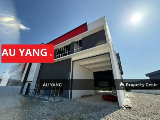 槟城 Bukit Minyak 1.5 层半独立式工厂出租（永久地契）1.5 Storey Semi Detached Factory For Rent @ Bukit Minyak (Freehold)