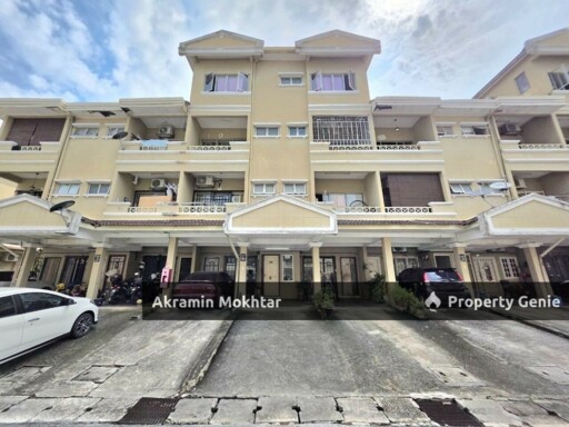 Duplex Townhouse Sri Mahligai , Seksyen 9, Shah Alam (Renovated)