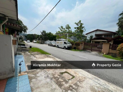 Freehold Double Storey Terrace Taman Selayang Baru Selayang  Fully Extend ! Land Size Puas Hati