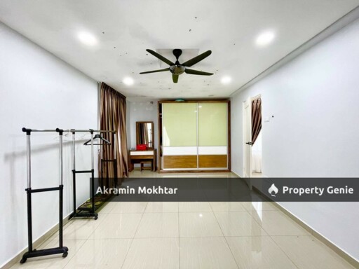 END LOT🔥🔥Double Storey Taman Semarang Indah @ Dengkil