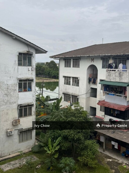 Perling Flat for Sale
