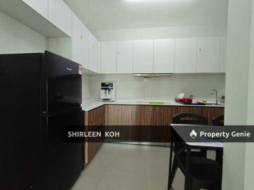 Room renting at Season Luxury Apartment @ Larkin JB Town Area