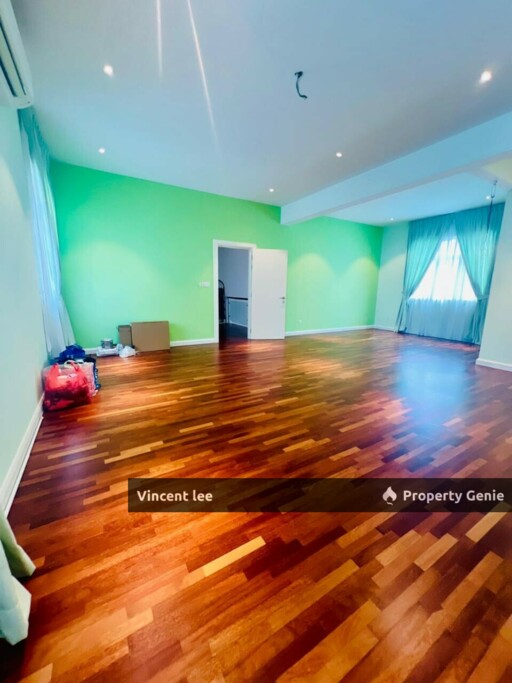 Taman Meranti Jaya, 3 Storey Luxurious Bungalow with Swimming Pool, Freehold, Facing North, Tip Top Condition