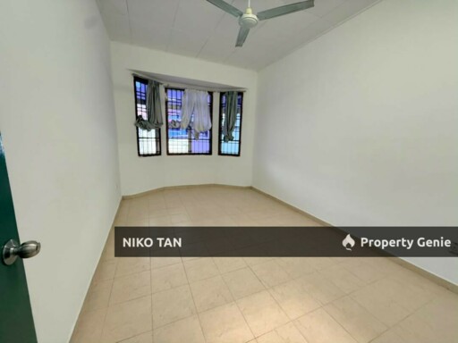 Jalan Terkukur 1 Storey Bandar Putra For Sale
