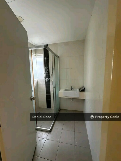 Sunway Montbleu Ground Floor Unit Partially Furnished FOR RENT