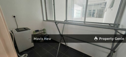 For Rent, Skysuites @ Meldrum Hills, 1 Parking Lot, Walking Distance to CIQ