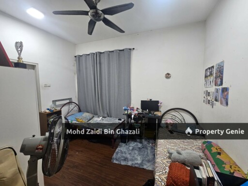 Two Storey Terrace Presint 11