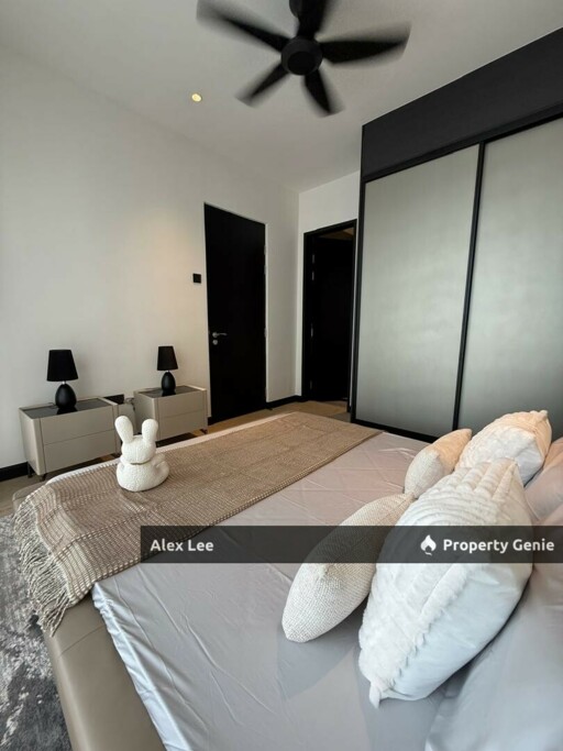 Skylon Residence Luxury Condominium Changkat Bukit Bintang Prime City Location Near Pavilion KL Fully Furnished Move In Ready Unit Walking Distance To Dining Shopping And Lifestyle Hotspots