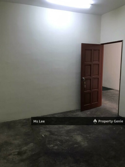 1st Floor Shop Apartment-Taman Sentosa Perdana (Taman Sejahtera) @ Klang -Ready 15/10 or 21/10