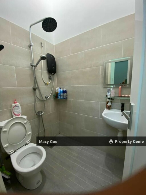 Fully Renovated Single Storey Terrace