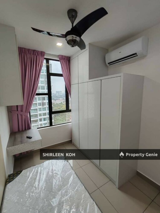 Female Room for Rent at Austin Regency @ Taman Mount Austin