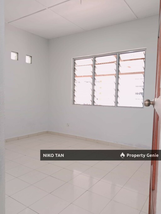 Jalan Semangat 1Stry Bungalow Renovated Kluang For Sale
