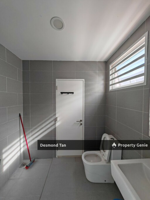 2 Storey Suriaman 2A, Sendayan, Labu, Seremban, Tiara Sendayan, Hijayu, Seremban 2 (Semi Furnished)