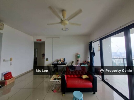Lakeville Residence with KLCC & KL Tower View - Sale Below Bank Value Rm140k
