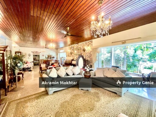 EXCLUSIVE END LOT BUNGALOW @ SEKSYEN 16, PETALING JAYA
