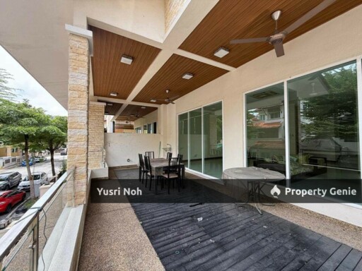 3.5 STOREY SEMI DETACHED BEVERLY HEIGHTS, AMPANG