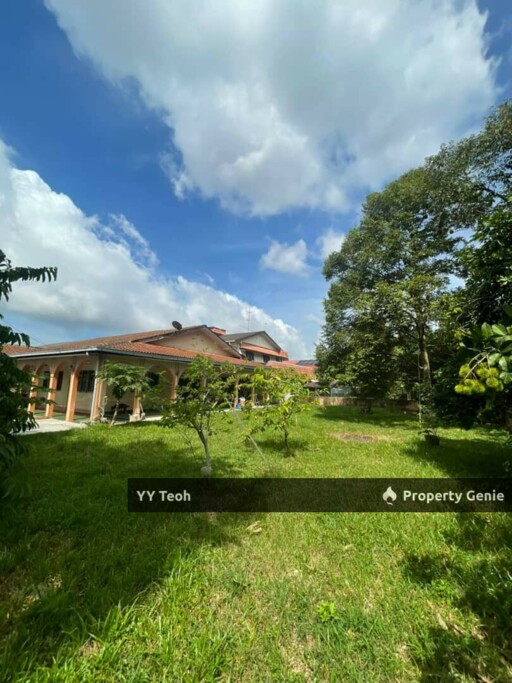 CORNER Taman Asean Single Storey Semi D with Big Land