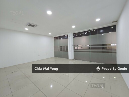 [Rental - Rm40k]  30000sf Bungalow Corner Factory Shah Alam Utarid U5