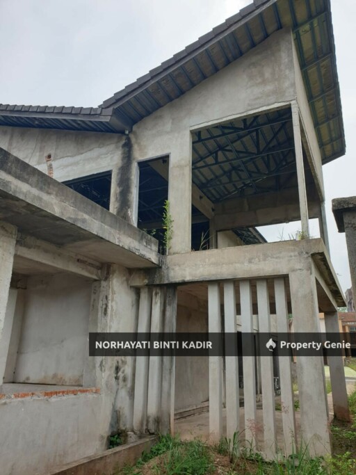 DOUBLE STOREY CORNER LOT BUNGALOW IM 13/3, ASTANA VIEW, INDERA MAHKOTA