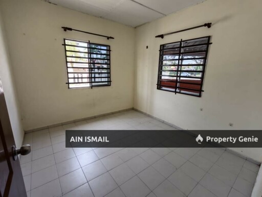 [CORNER LOT] TERES SETINGKAT BUKIT UBI, KUANTAN
