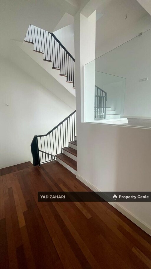 Broadleaf Residences, Kota Kemuning | 3-Storey Semi-D 6+1 Bedrooms | RM2.43M - Corner Unit Wit Landscape & Clubhouse Facilities