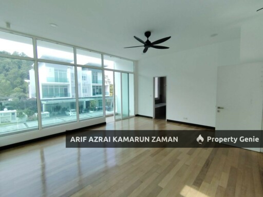 [Negotiable | 3-Storey Semi-D] Clover Garden Residence, Cyberjaya | 5+1R6B | 3,800 sqft | RM2,000,000