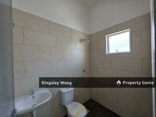 Meru Tropika Jelapang Basic Unit Double Storey Terrace House Gated & Guarded Near Lumut Highway Silibin