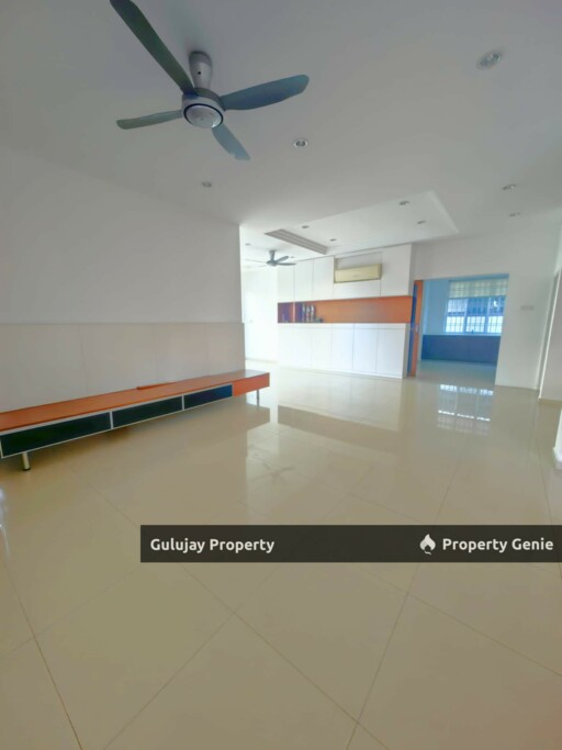 2.5 Storey Semi D At Semabok Taman Sinn For Sales