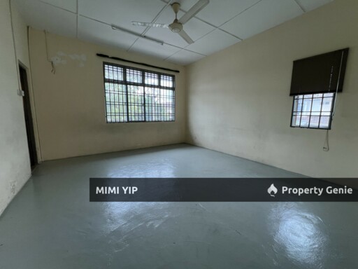 Extra Land Double Storey Terrace House at Bandar Mahkota Cheras