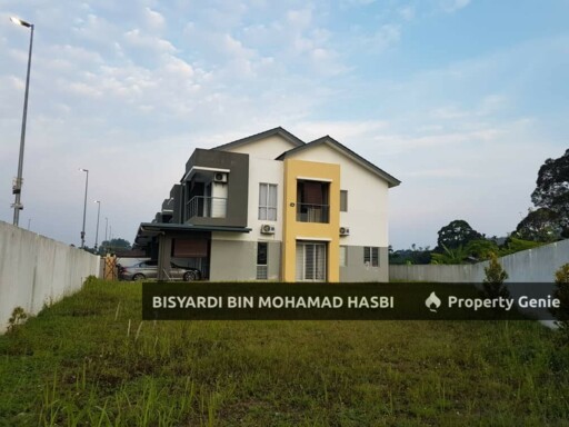 6,168 SQ.FT Corner Lot Semi Detached, Taman Delima Jaya Dengkil, Sepang.