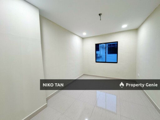 Jalan Timur Double Storey With Unblock View Skudai For Sale