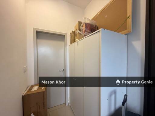 M-VISTA CONDO MIDDLE FLOOR 841sf 2CP PARTIALLY FURNISHED BATU MAUNG