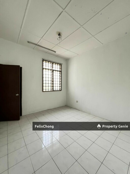 Taman Putri 2 Sty Terrace,Jalan Sri Putri,Kulai,Original,Full Loan