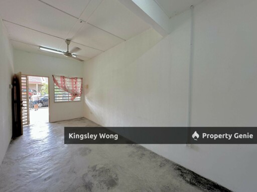 Bandar Seri Botani Freehold Single Storey Terrace House 18x60 Fully Loan available not low cost