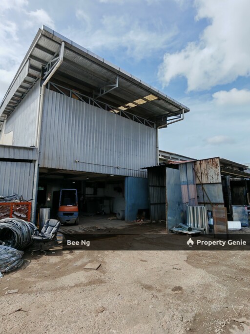 Skudai / Jalan Silat Goyong / Double Factory